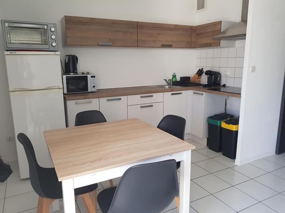 T2 - 4 Pers - Village - 200m De La Appartement